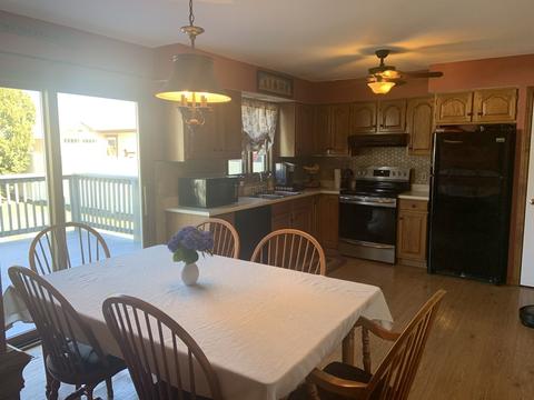 58 Shepherd St, Chicopee, MA 01013 photo 3