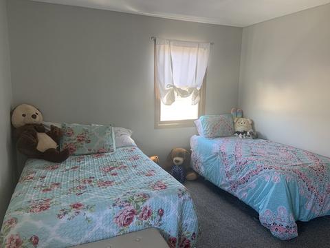 58 Shepherd St, Chicopee, MA 01013 photo 9