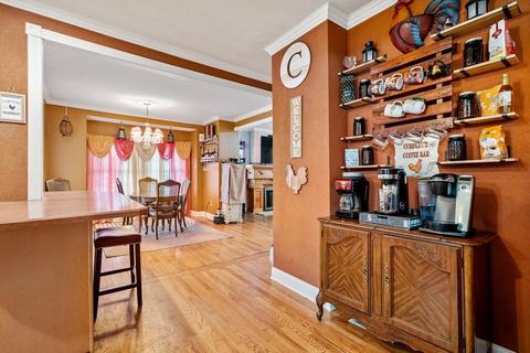 65 Fox St, West Springfield, MA 01089 photo 9