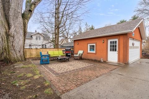 65 Fox St, West Springfield, MA 01089 photo 3