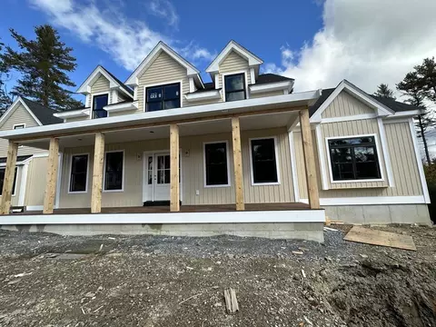 12 Conway Ln, Foxboro, MA 02035