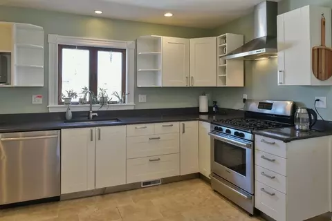 43 Eastern Ave, Beverly, MA 01915 photo 14