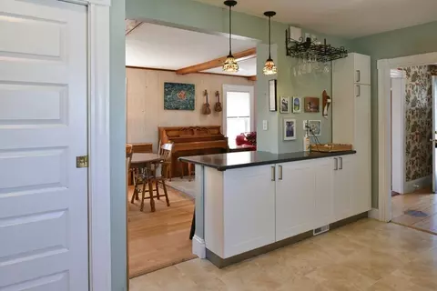 43 Eastern Ave, Beverly, MA 01915 photo 11