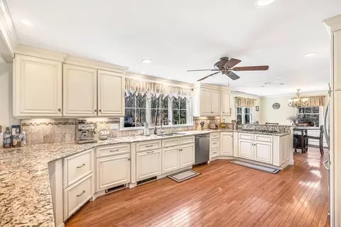 206 Plain St, Rehoboth, MA 02769 photo 3