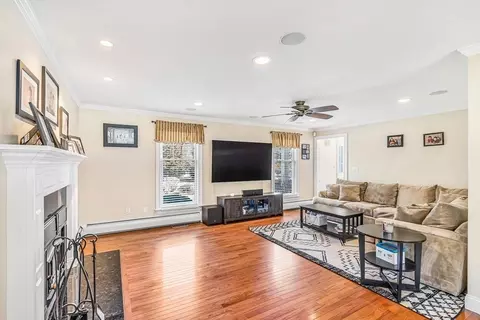 206 Plain St, Rehoboth, MA 02769 photo 8