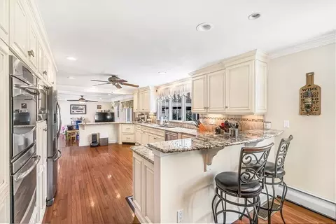 206 Plain St, Rehoboth, MA 02769 photo 5