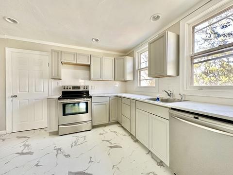 54 Washington Rd, Springfield, MA 01108 photo 7