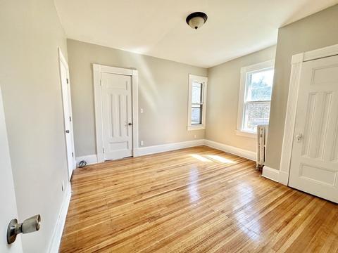 54 Washington Rd, Springfield, MA 01108 photo 6