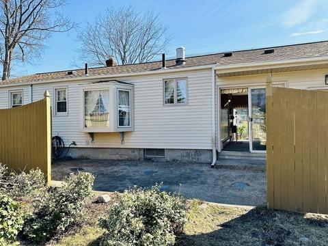 92 Mccarthy Ave, Chicopee, MA 01020 photo 9