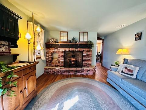 92 Mccarthy Ave, Chicopee, MA 01020 photo 22