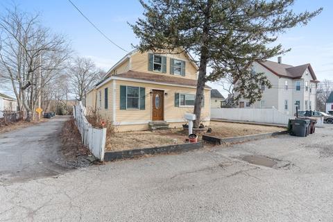 9 Lakeside Ave, Dedham, MA 02026 photo 2