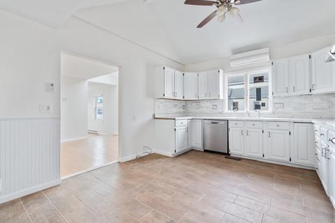 9 Lakeside Ave, Dedham, MA 02026 photo 6