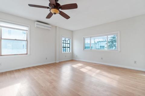 9 Lakeside Ave, Dedham, MA 02026 photo 7