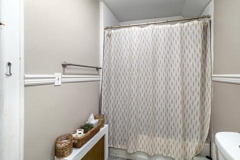 68 Abbott St, Springfield, MA 01118 photo 26