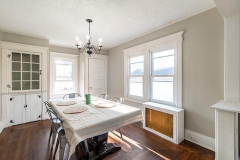 68 Abbott St, Springfield, MA 01118 photo 10