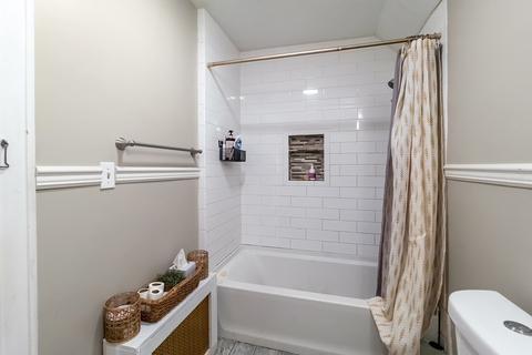 68 Abbott St, Springfield, MA 01118 photo 25