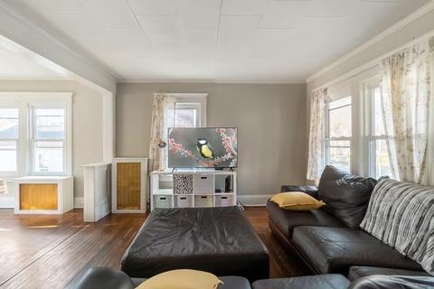 68 Abbott St, Springfield, MA 01118 photo 16