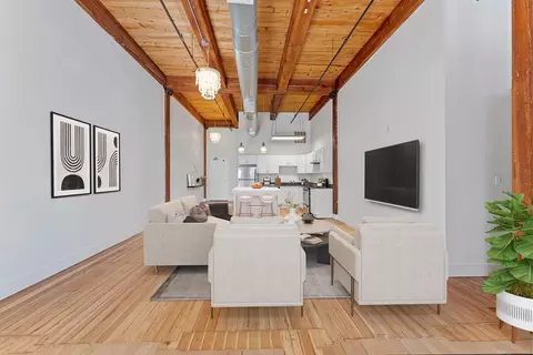 49 Munroe #204, Lynn, MA 01901