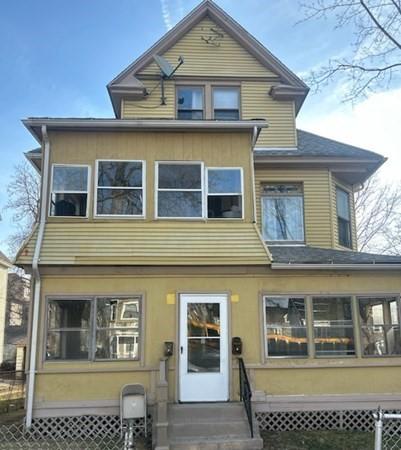 123-125 Westford Ave, Springfield, MA 01109