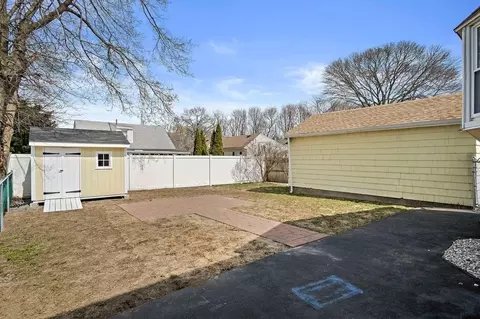 22 Beech St, Saugus, MA 01906 photo 32