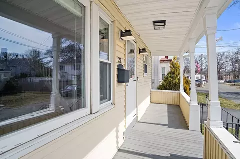 22 Beech St, Saugus, MA 01906 photo 4
