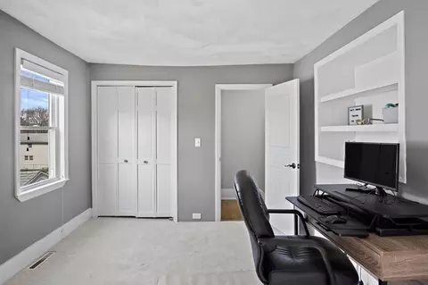 22 Beech St, Saugus, MA 01906 photo 24