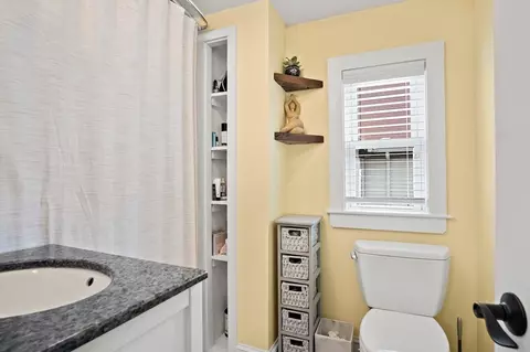 22 Beech St, Saugus, MA 01906 photo 27