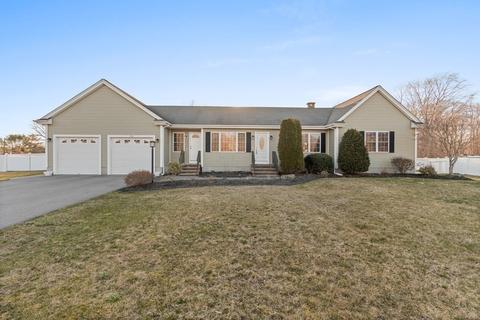 570 Williams St, Dighton, MA 02764