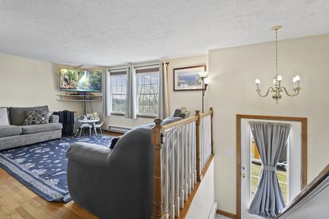 32 Dodge Ave, Worcester, MA 01606 photo 2