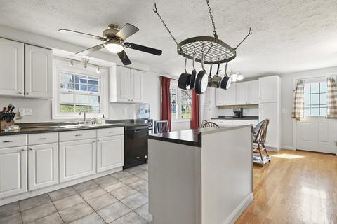 32 Dodge Ave, Worcester, MA 01606 photo 6