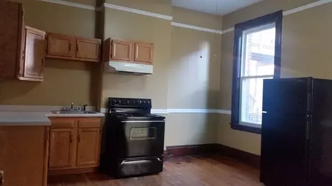 3 Irving St, Worcester, MA 01609 photo 7
