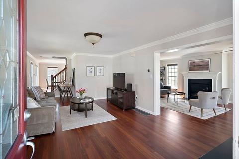 30 Goshen Rd, Dedham, MA 02026 photo 2