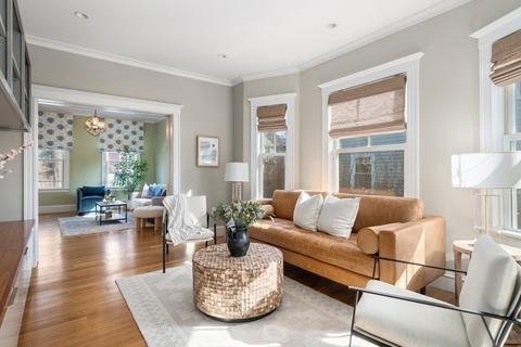 85 Manet Rd, Chestnut Hill, MA 02467