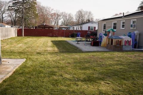 79 Newhouse St, Springfield, MA 01118 photo 14