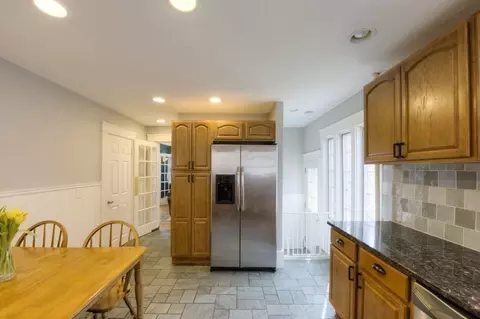 18 Saint Elmo Rd, Worcester, MA 01602 photo 11