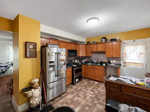 90 Bowles St, Springfield, MA 01109 photo 6