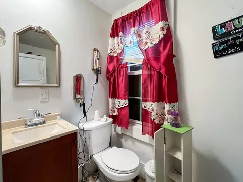 90 Bowles St, Springfield, MA 01109 photo 12