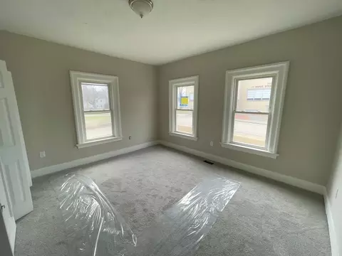 65 Maple St, Spencer, MA 01562 photo 9