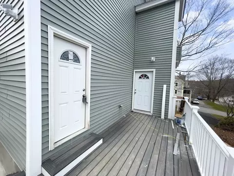 65 Maple St, Spencer, MA 01562 photo 5