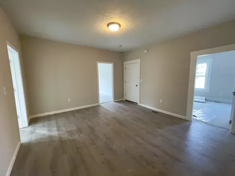 65 Maple St, Spencer, MA 01562 photo 8