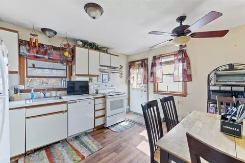 65-67 Joseph St, Springfield, MA 01119 photo 23