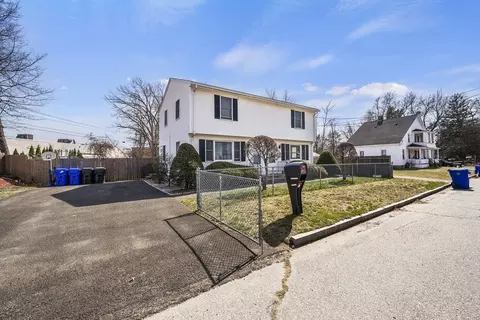 65-67 Joseph St, Springfield, MA 01119 photo 5