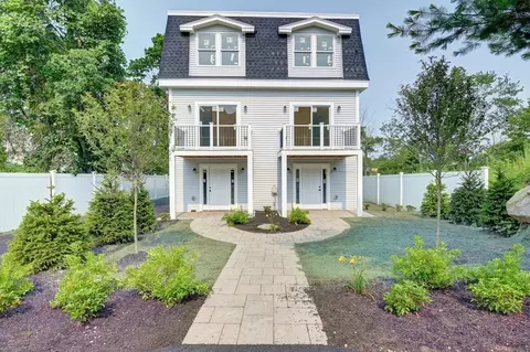 44 Prospect Hill St #B (RIGHT), Quincy, MA 02169
