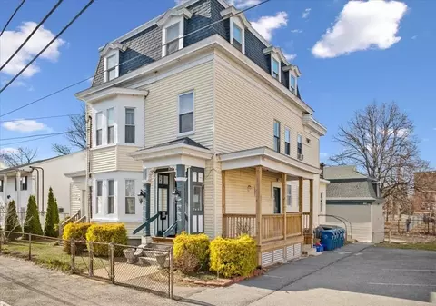 32 Abbott St, Lawrence, MA 01843 photo 1