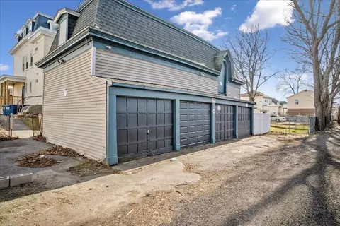 32 Abbott St, Lawrence, MA 01843 photo 9