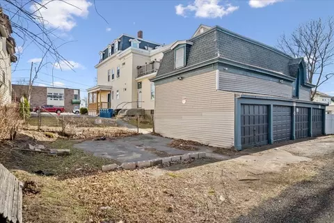 32 Abbott St, Lawrence, MA 01843 photo 8