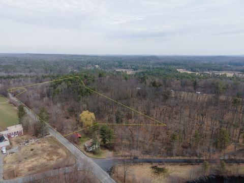 801 Lancaster, Lunenburg, MA 01462