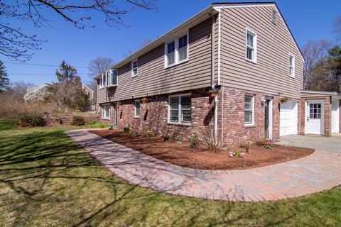 19 Mitchell Rd, Stow, MA 01775 photo 1