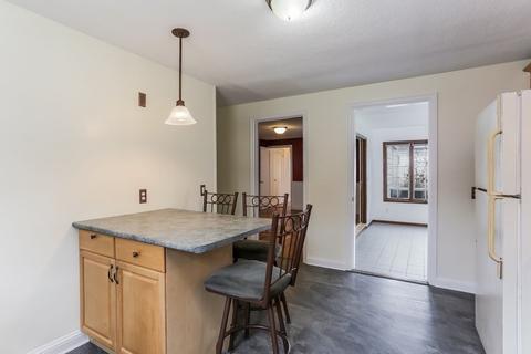 132 Laurel Rd, West Springfield, MA 01089 photo 13