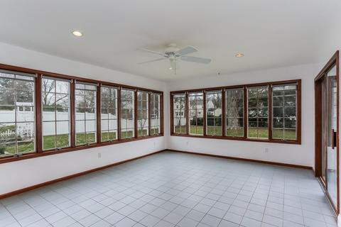 132 Laurel Rd, West Springfield, MA 01089 photo 7